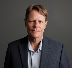 Ward Larsen